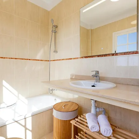 Incredible Fuente, Ocean View, Heated Pool! Semesterbostad Costa Adeje (Tenerife)