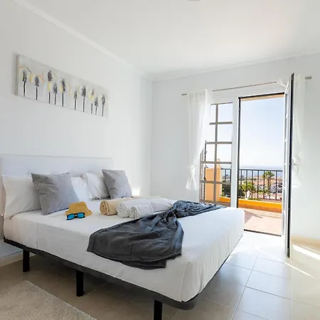 Semesterbostad Incredible Fuente, Ocean View, Heated Pool!