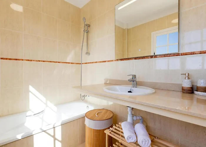 Incredible Fuente, Ocean View, Heated Pool! Prázdninový dům Costa Adeje (Tenerife)