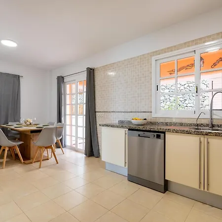 Incredible Fuente, Ocean View, Heated Pool! بيت للعطل